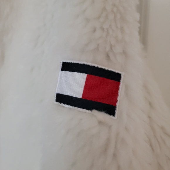 🇺🇲 Tommy Hilfiger fleece zip up jacket with contrast red zipper and flag logo - Picture 6 of 14